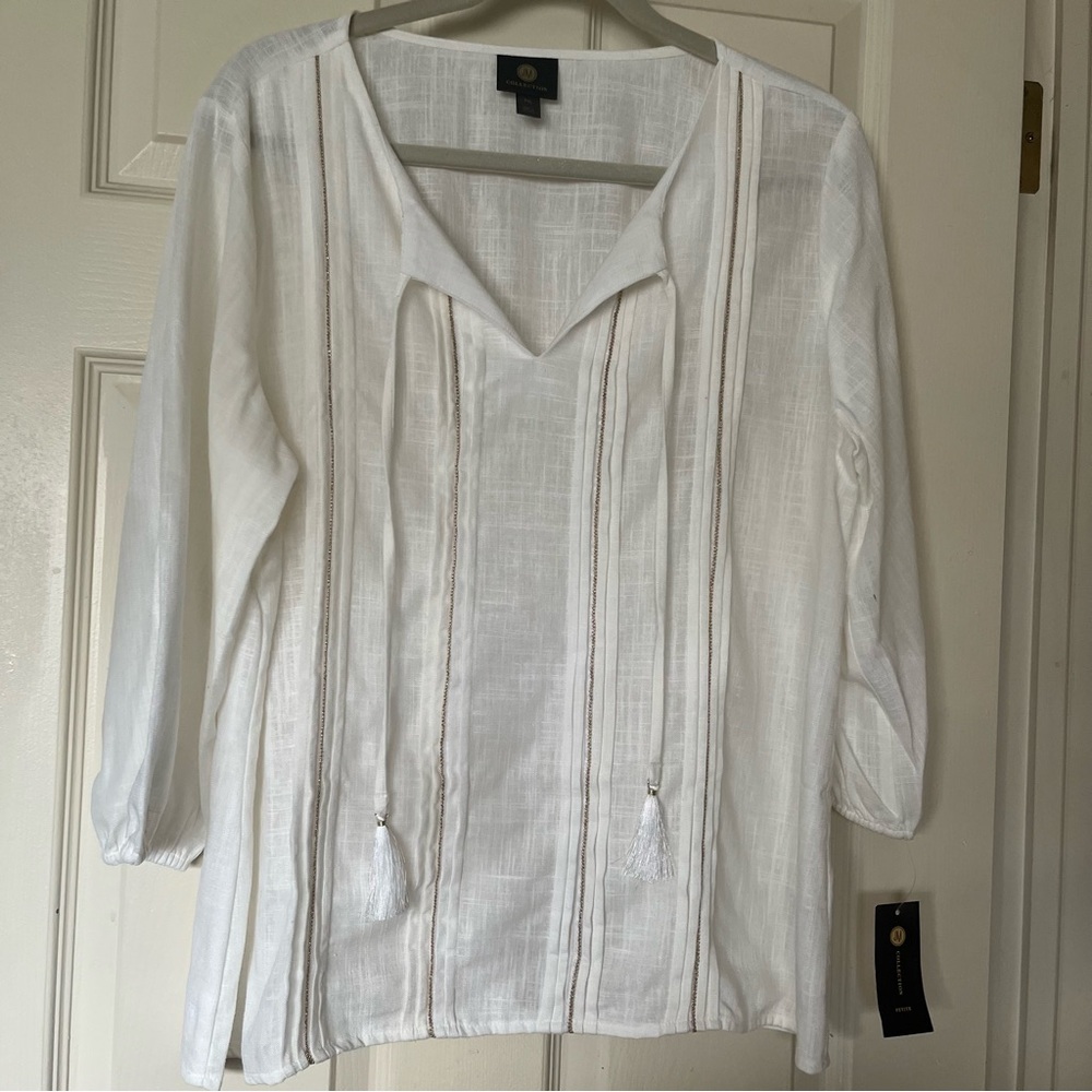 JM Collection NWT Petite XL White Embellished Blouse with Tassel Accents